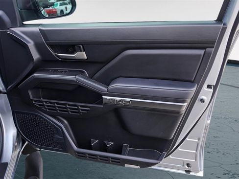 Used 2024 Toyota Tacoma 4x4 Double Cab Hybrid image 32