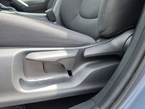 Used 2023 Toyota Corolla Cross LE FWD image 30