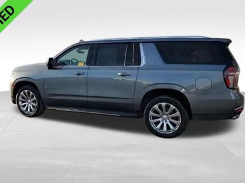 Certified 2022 Chevrolet Suburban Premier w/ Premium Package image 7