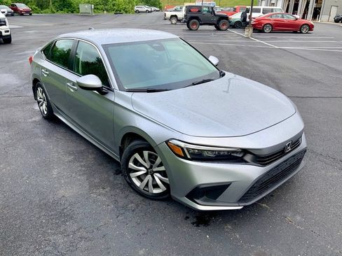 Used 2024 Honda Civic LX image 2