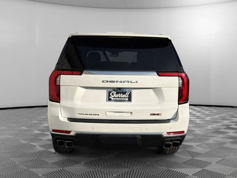 Used 2025 GMC Yukon Denali image 5