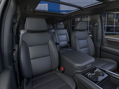 New 2026 Chevrolet Tahoe Z71 w/ Z71 Off-Road Package AWD/4WD image 16