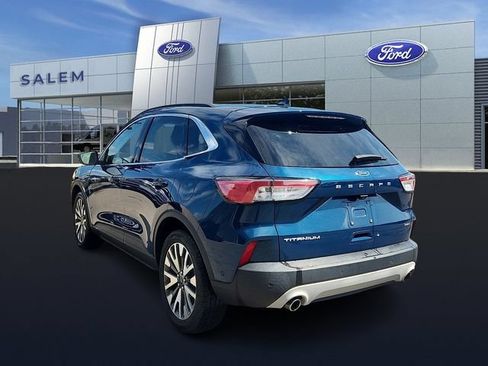 Used 2020 Ford Escape Titanium AWD/4WD image 4