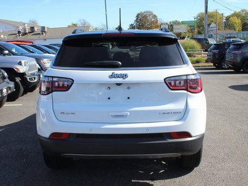 Used 2024 Jeep Compass Limited image 27