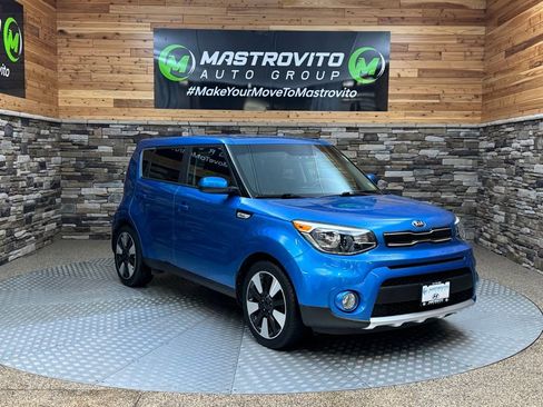 Used 2017 Kia Soul + w/ Designer's Package image 2