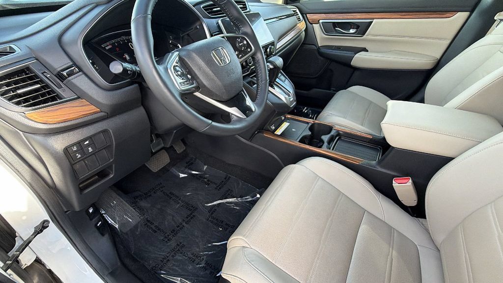 Used 2020 Honda CR-V Touring image 10