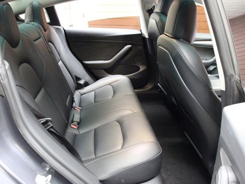 Used 2023 Tesla Model 3 Standard Range image 55