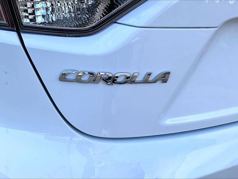 Certified 2023 Toyota Corolla LE image 29