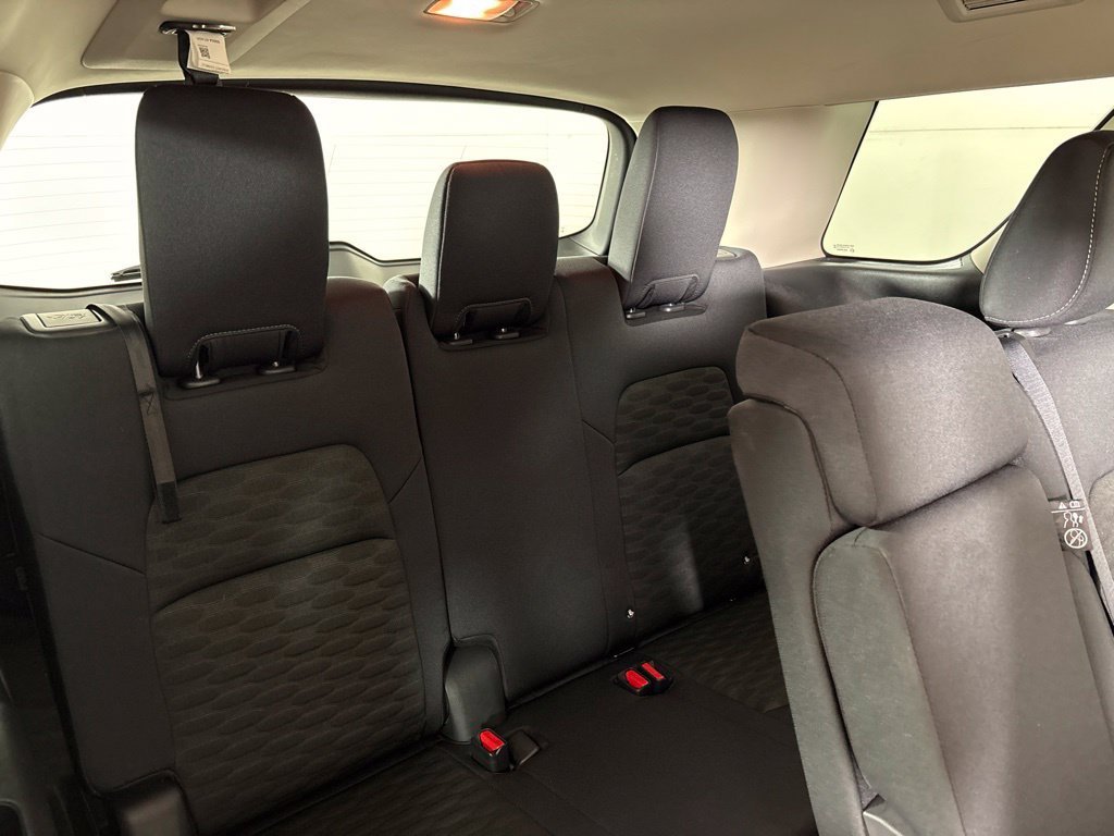 Used 2024 Nissan Pathfinder SV FWD image 22