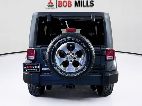 Used 2015 Jeep Wrangler Unlimited Sport AWD/4WD image 6