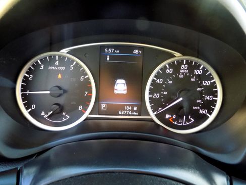 Used 2019 Nissan Sentra S image 23