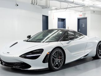 Used 2018 McLaren 720S video 1
