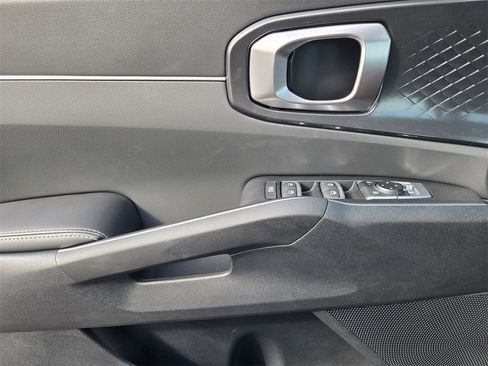 New 2026 Kia Sorento S image 16