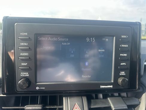Used 2021 Toyota RAV4 XLE w/ Convenience Package AWD/4WD image 23