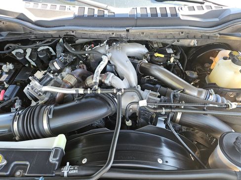 Used 2020 Ford F350 Lariat image 26