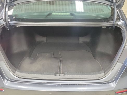 Used 2024 Honda Accord EX image 8