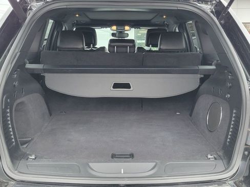 Used 2020 Jeep Grand Cherokee Limited w/ Luxury Group II image 28