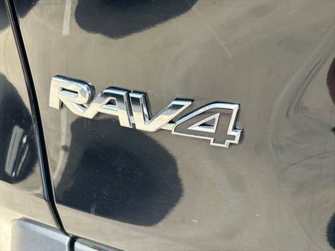 Certified 2025 Toyota RAV4 XLE FWD image 12