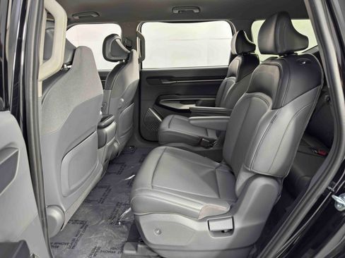 Used 2024 Kia EV9 Light Long Range image 41