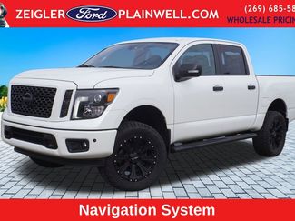 Used 2018 Nissan Titan SL w/ Midnight Edition video 1