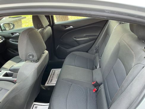 Used 2016 Chevrolet Cruze LS image 17