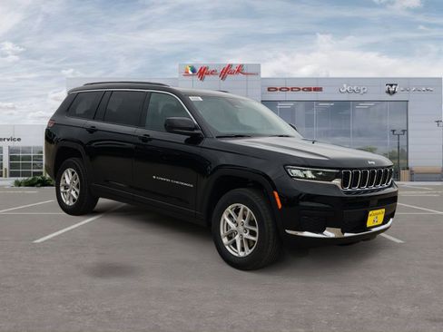 New 2026 Jeep Grand Cherokee L Laredo RWD image 7