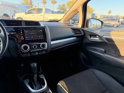 Used 2018 Honda Fit Sport image 22