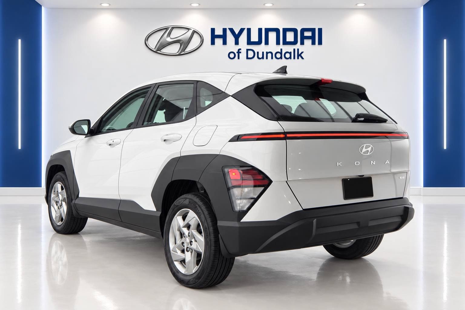 Used 2025 Hyundai Kona SE AWD/4WD image 2
