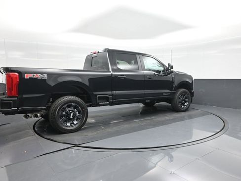 New 2026 Ford F250 XL w/ STX Appearance Package AWD/4WD image 11