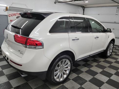 Used 2013 Lincoln MKX AWD image 5