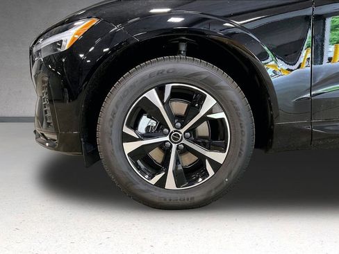 New 2026 Volvo XC60 B5 Core w/ Climate Package AWD/4WD image 13