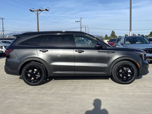 New 2026 Kia Sorento SX Prestige AWD/4WD image 2