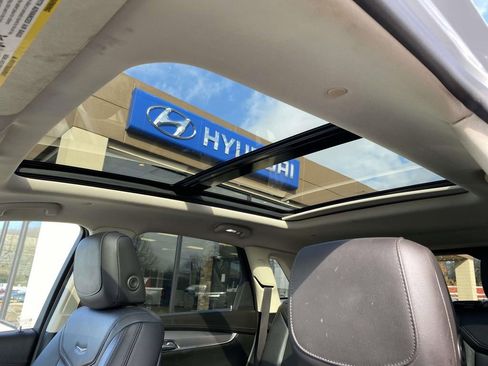 Used 2019 Cadillac XT5 Luxury image 23