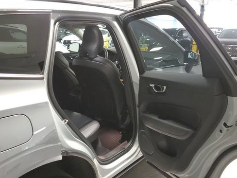 Used 2025 Volvo XC60 B5 Plus w/ Protection Package Premier AWD/4WD image 23