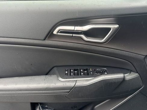New 2026 Kia Sportage EX w/ EX Panoramic Sunroof Package image 12