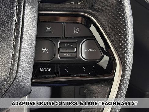 Used 2023 Toyota Tundra Platinum AWD/4WD image 4