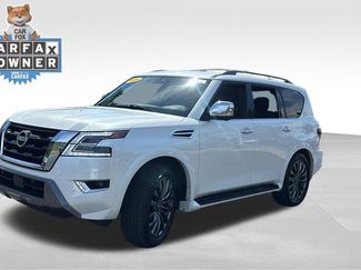 Used 2023 Nissan Armada Platinum w/ Captain's Chairs Package AWD/4WD video 3
