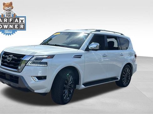 Used 2023 Nissan Armada Platinum w/ Captain's Chairs Package AWD/4WD image 3