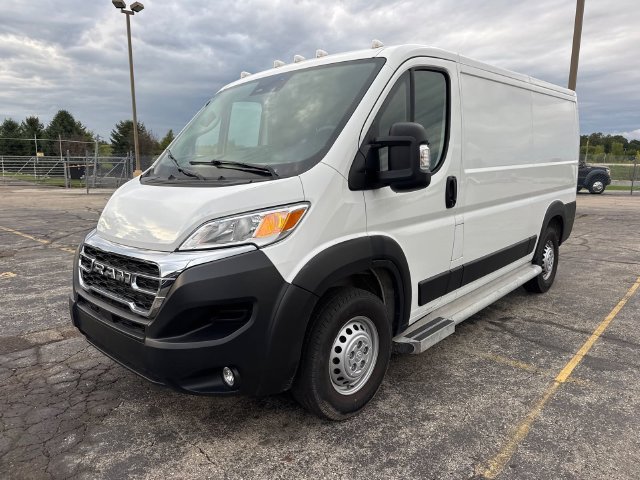 Used 2025 RAM ProMaster 2500 FWD image 5
