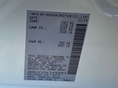 Used 2025 Nissan Altima 2.5 SR image 29