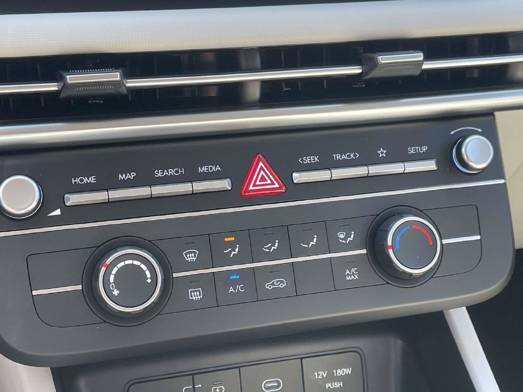 New 2026 Hyundai Tucson SE FWD image 12