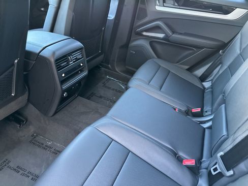 New 2026 Porsche Cayenne AWD/4WD image 14