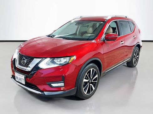 Used 2019 Nissan Rogue SL image 3