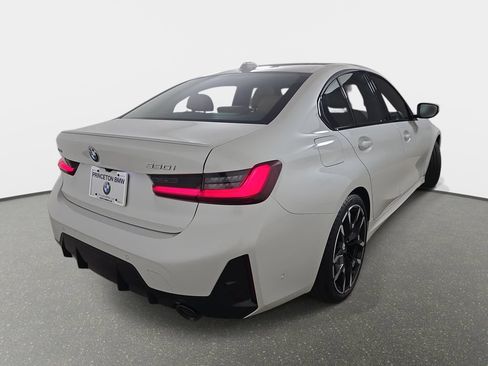 Used 2026 BMW 330i xDrive Sedan w/ M Sport Package AWD/4WD image 39
