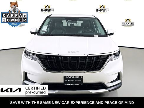 Certified 2024 Kia Carnival LX image 2