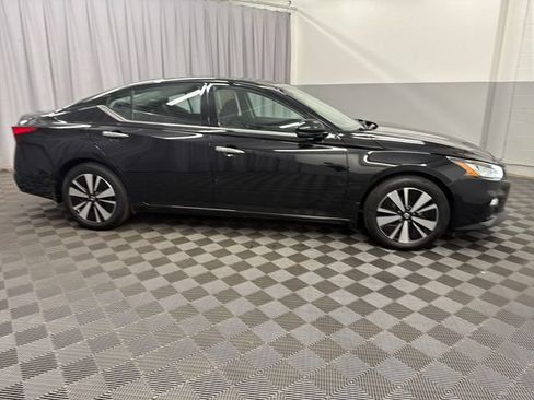 Used 2020 Nissan Altima 2.5 SV FWD image 4