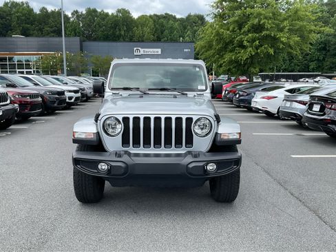 Used 2023 Jeep Wrangler Unlimited Sahara AWD/4WD image 8