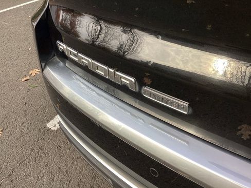 Used 2017 GMC Acadia Limited SLT image 18