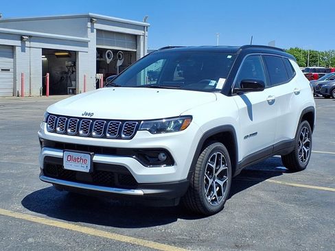 Certified 2025 Jeep Compass Limited AWD/4WD image 2