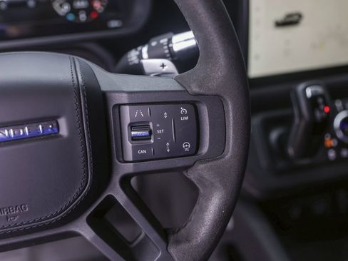 Used 2022 Land Rover Defender 90 V8 image 21